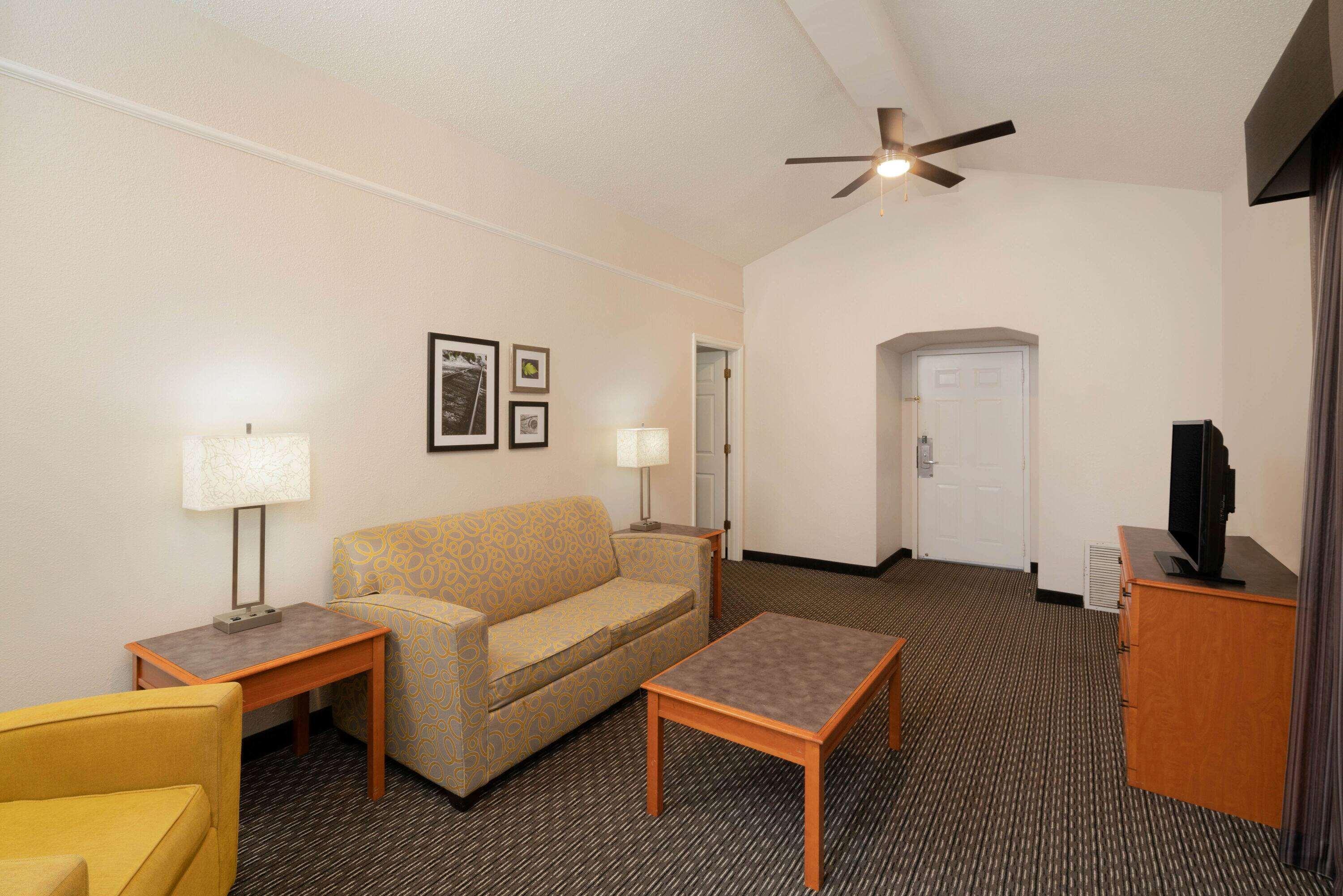 La Quinta Inn By Wyndham Nashville South מראה חיצוני תמונה